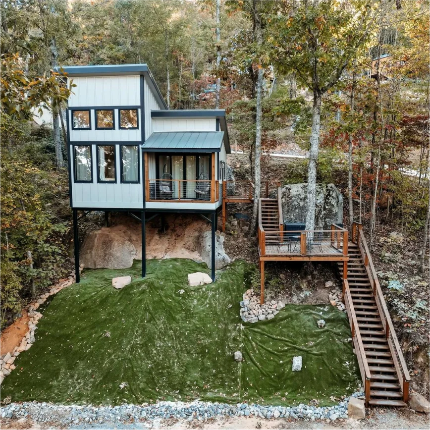 Gallery 02